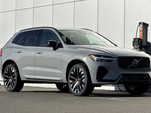 New 2026 Volvo XC60 T8 Ultra w/ Protection Package Premier AWD/4WD image 7