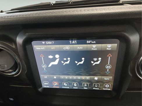Used 2020 Jeep Wrangler Unlimited Sahara w/ Dual Top Group AWD/4WD image 22