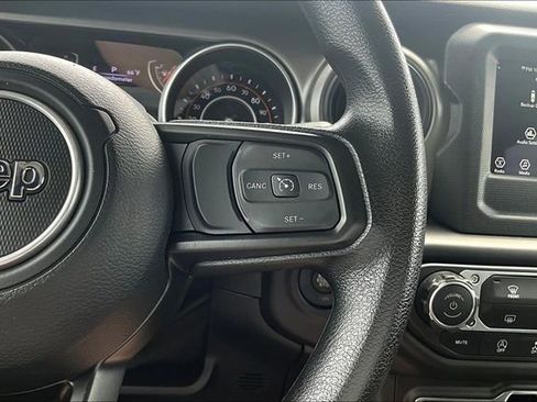 Used 2023 Jeep Wrangler Unlimited Sport AWD/4WD image 12