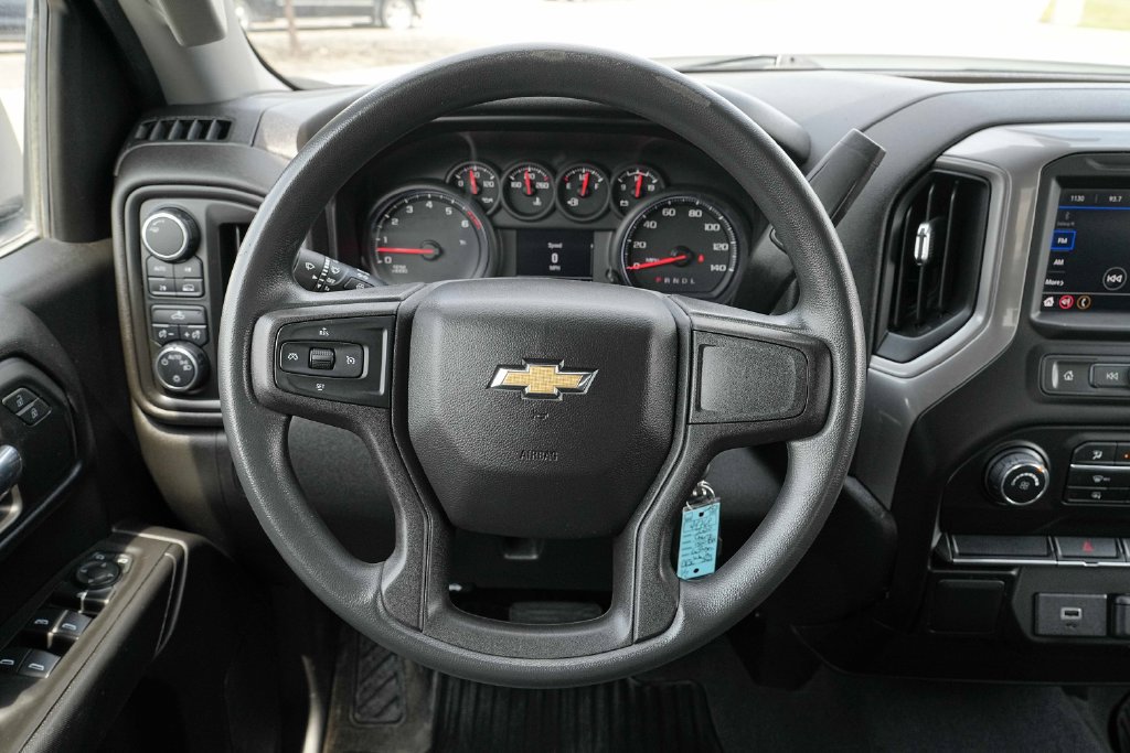 Used 2020 Chevrolet Silverado 1500 Custom w/ Trailering Package AWD/4WD image 32
