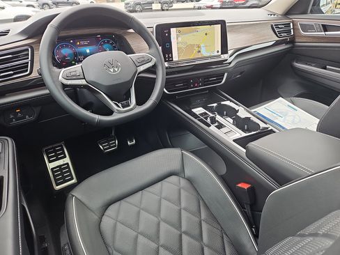 New 2026 Volkswagen Atlas SEL Premium R-Line image 6