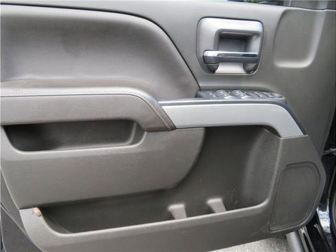 Used 2017 Chevrolet Silverado 1500 LT w/ Texas Edition image 30