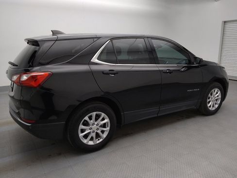 Used 2020 Chevrolet Equinox LT w/ Driver Convenience Package image 10
