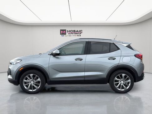 Used 2023 Buick Encore GX Essence w/ Experience Buick Package image 4