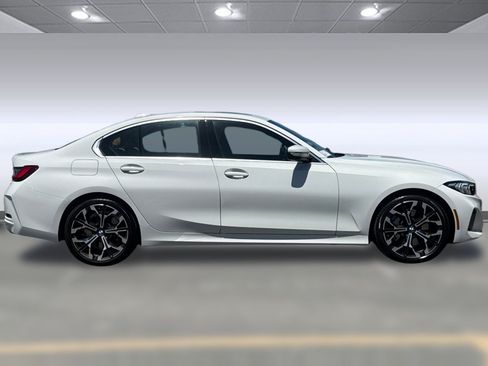 Used 2026 BMW 330i Sedan w/ Premium Package RWD image 8
