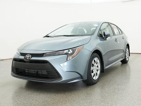 New 2026 Toyota Corolla LE FWD image 32