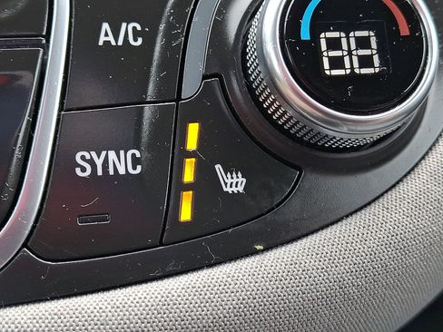 Used 2024 Chevrolet Malibu LT FWD image 24