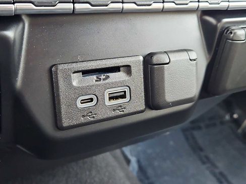 Used 2020 Chevrolet Silverado 2500 LTZ image 17