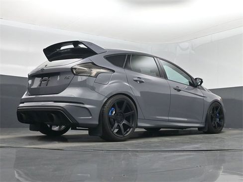 Used 2016 Ford Focus RS image 57