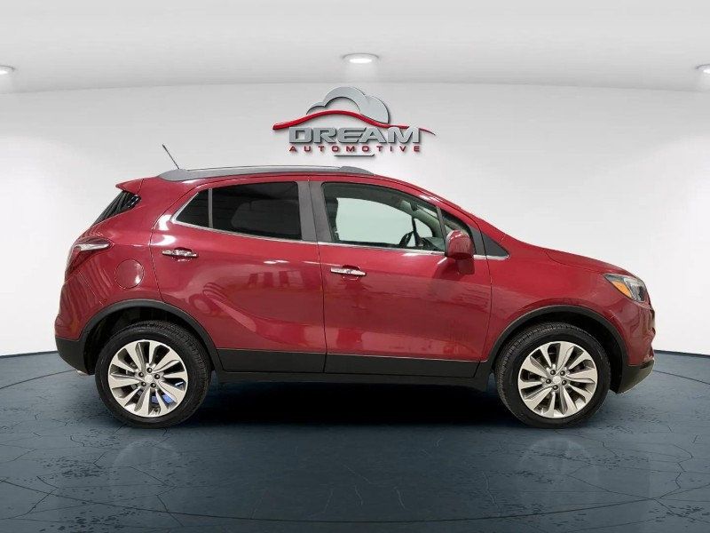 Used 2020 Buick Encore Preferred AWD/4WD image 18