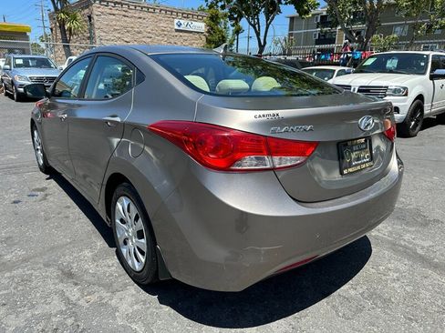 Used 2013 Hyundai Elantra GLS FWD image 6