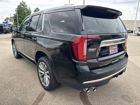 Used 2021 GMC Yukon Denali w/ Denali Premium Package RWD image 7