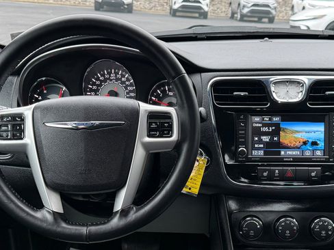 Used 2013 Chrysler 200 Touring w/ Cold Weather Group image 12