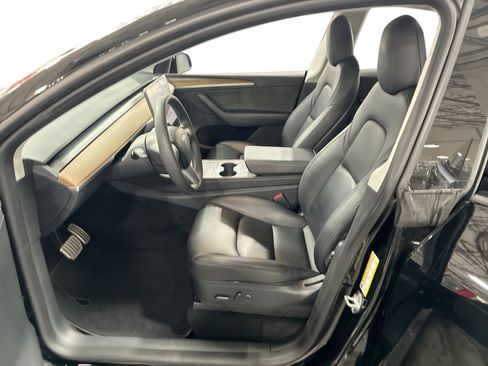 Certified 2023 Tesla Model Y Performance AWD/4WD image 9