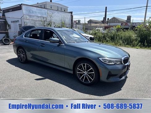 Used 2021 BMW 330i xDrive Sedan w/ Convenience Package AWD/4WD image 2