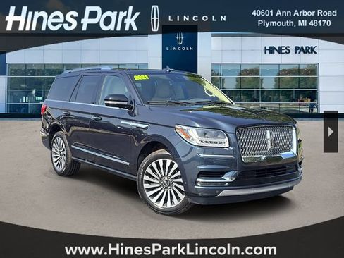 Used 2021 Lincoln Navigator Reserve w/ Luxury Package AWD/4WD image 1