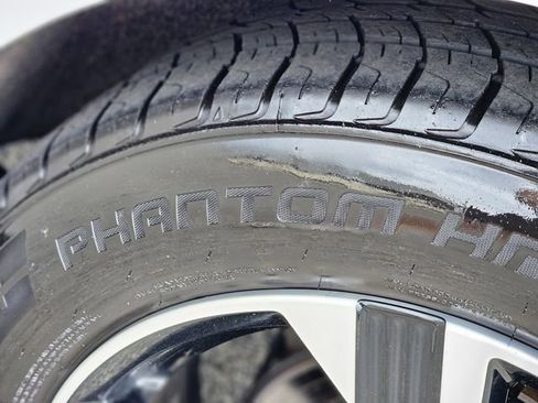 Certified 2024 Nissan Sentra SV FWD image 11