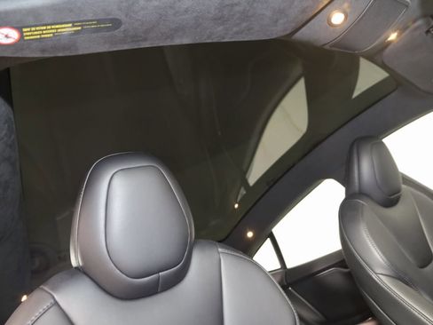 Used 2021 Tesla Model S Long Range Plus image 11