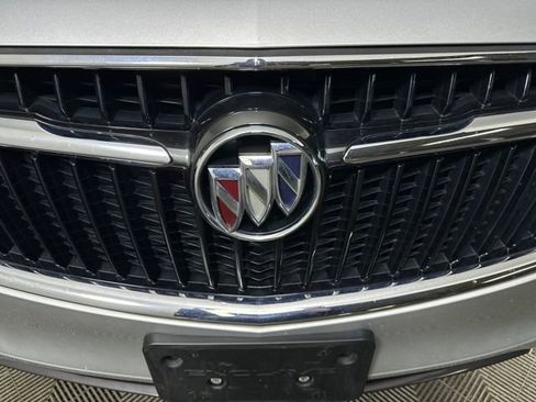 Used 2019 Buick Enclave Essence image 9