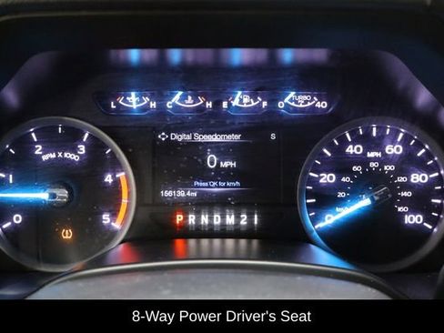 Used 2019 Ford F250 XLT w/ XLT Premium Package image 11