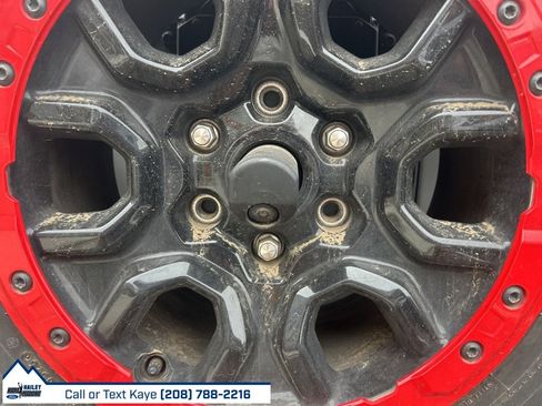 Used 2024 Ford Bronco Wildtrak image 9