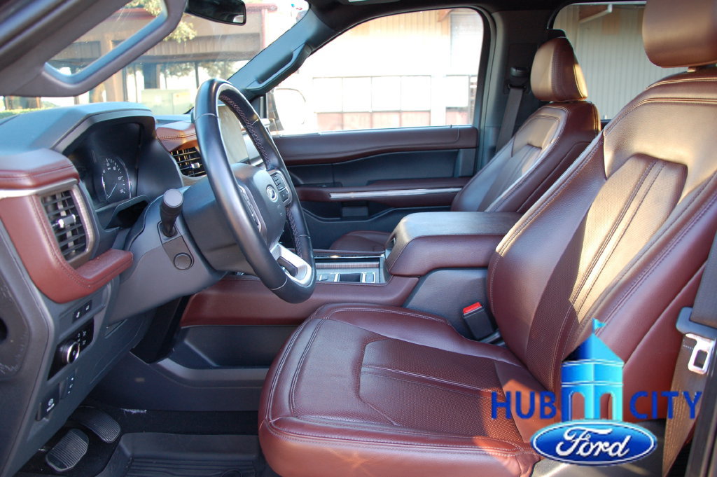 Used 2024 Ford Expedition Limited RWD image 9