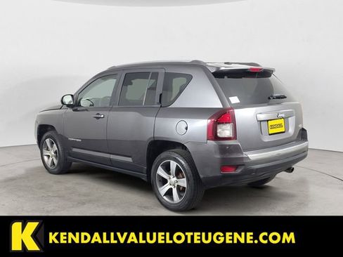 Used 2016 Jeep Compass High Altitude image 3