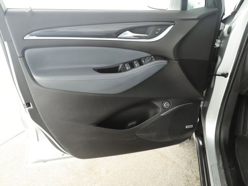 Used 2020 Buick Enclave Essence w/ Sound and Sites Package image 19