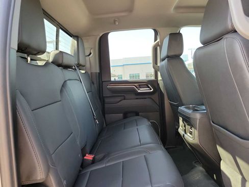 Used 2025 Chevrolet Silverado 2500 LT w/ Texas Edition AWD/4WD image 17