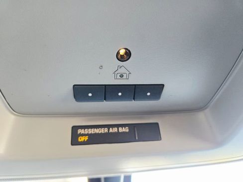 Used 2017 GMC Sierra 1500 SLE w/ SLE Value Package image 28