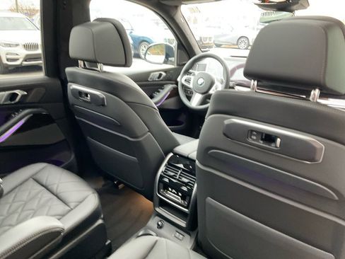 New 2026 BMW X7 xDrive40i image 29