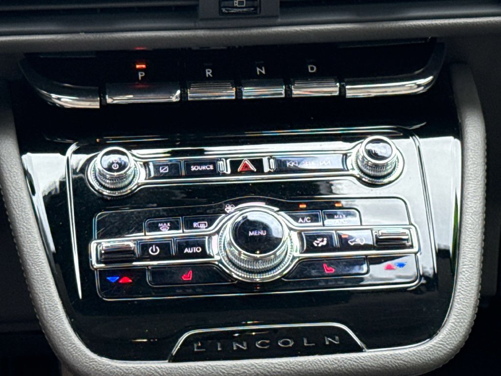 Used 2022 Lincoln Corsair FWD image 23