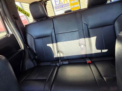 Used 2011 Jeep Liberty Limited Jet image 25