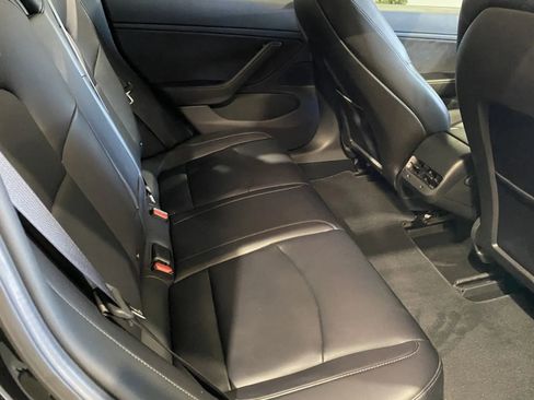 Used 2017 Tesla Model 3 Long Range image 7