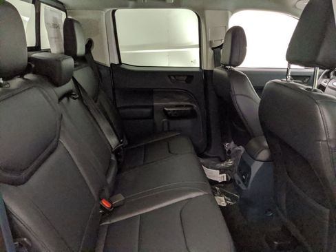 New 2026 Ford Maverick Lariat w/ Black Appearance Package image 25