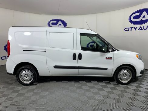 Used 2022 RAM ProMaster City Tradesman FWD image 2