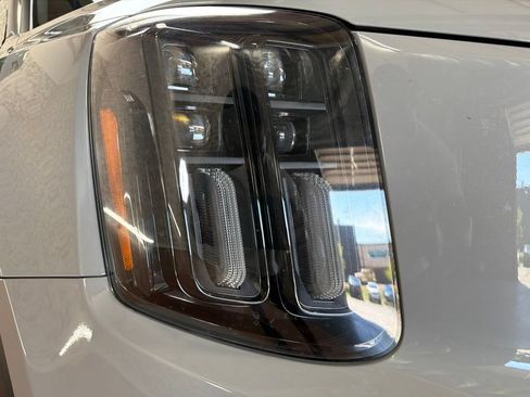 Used 2024 Kia Telluride EX X-Line AWD/4WD image 10