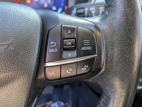 Used 2020 Ford Escape SE Sport image 18