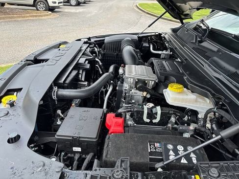 New 2026 RAM 1500 Express AWD/4WD image 30
