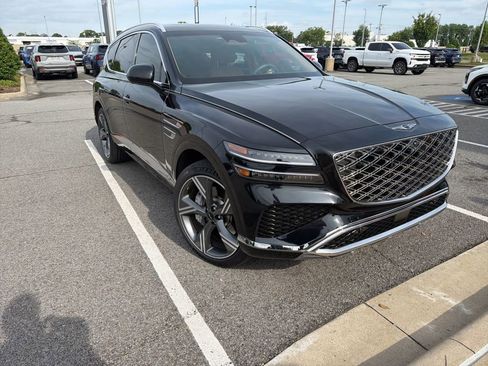 Used 2025 Genesis GV80 3.5T Prestige AWD/4WD image 2