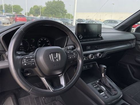 Certified 2023 Honda CR-V Sport image 11
