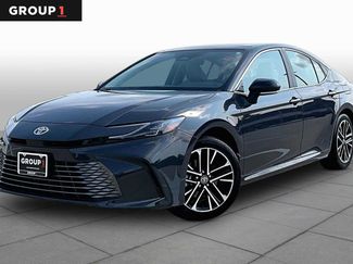 Used 2025 Toyota Camry XLE AWD/4WD video 1