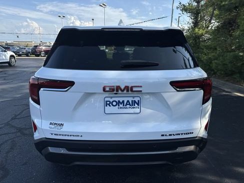 Used 2026 GMC Terrain Elevation FWD image 4