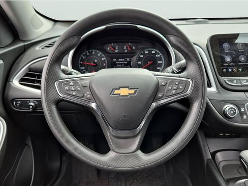 Used 2025 Chevrolet Malibu LS w/ LPO, Floor Liner Package FWD image 11