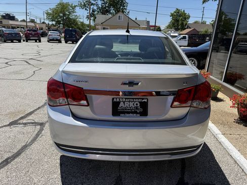 Used 2014 Chevrolet Cruze LT w/ RS Package FWD image 8