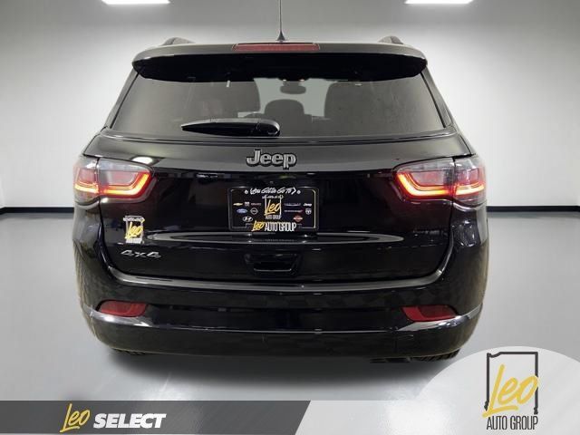 Used 2022 Jeep Compass High Altitude AWD/4WD image 7