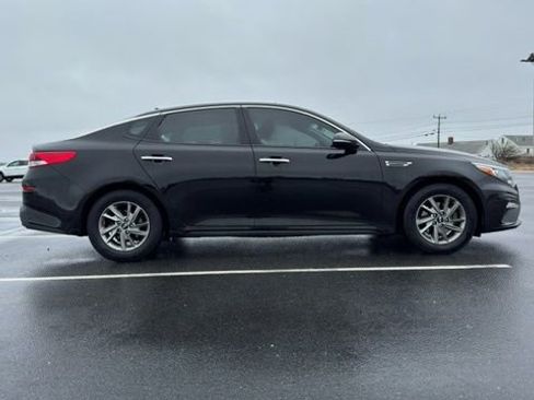 Used 2019 Kia Optima LX image 3