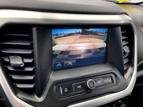 Used 2019 GMC Acadia SLE AWD/4WD image 23