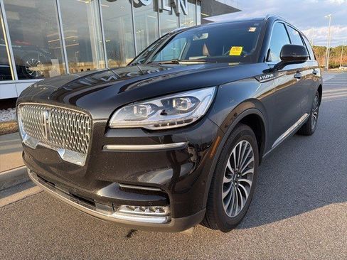 Used 2023 Lincoln Aviator Reserve w/ Equipment Group 201A image 10