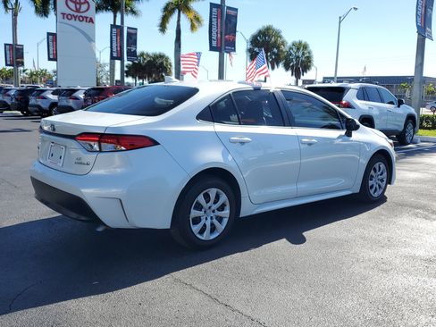 Used 2024 Toyota Corolla LE image 12